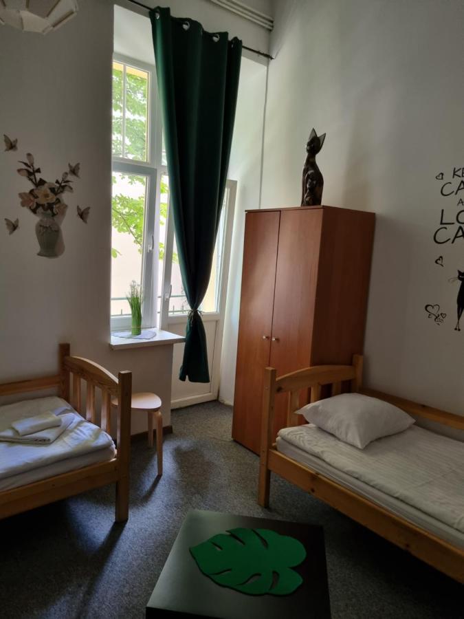Vierbettzimmer mit Balkon